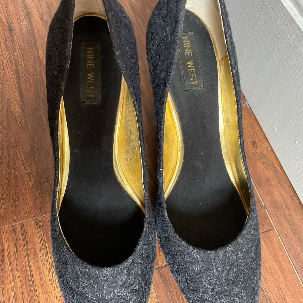 Shoes - Picture 3 of 5